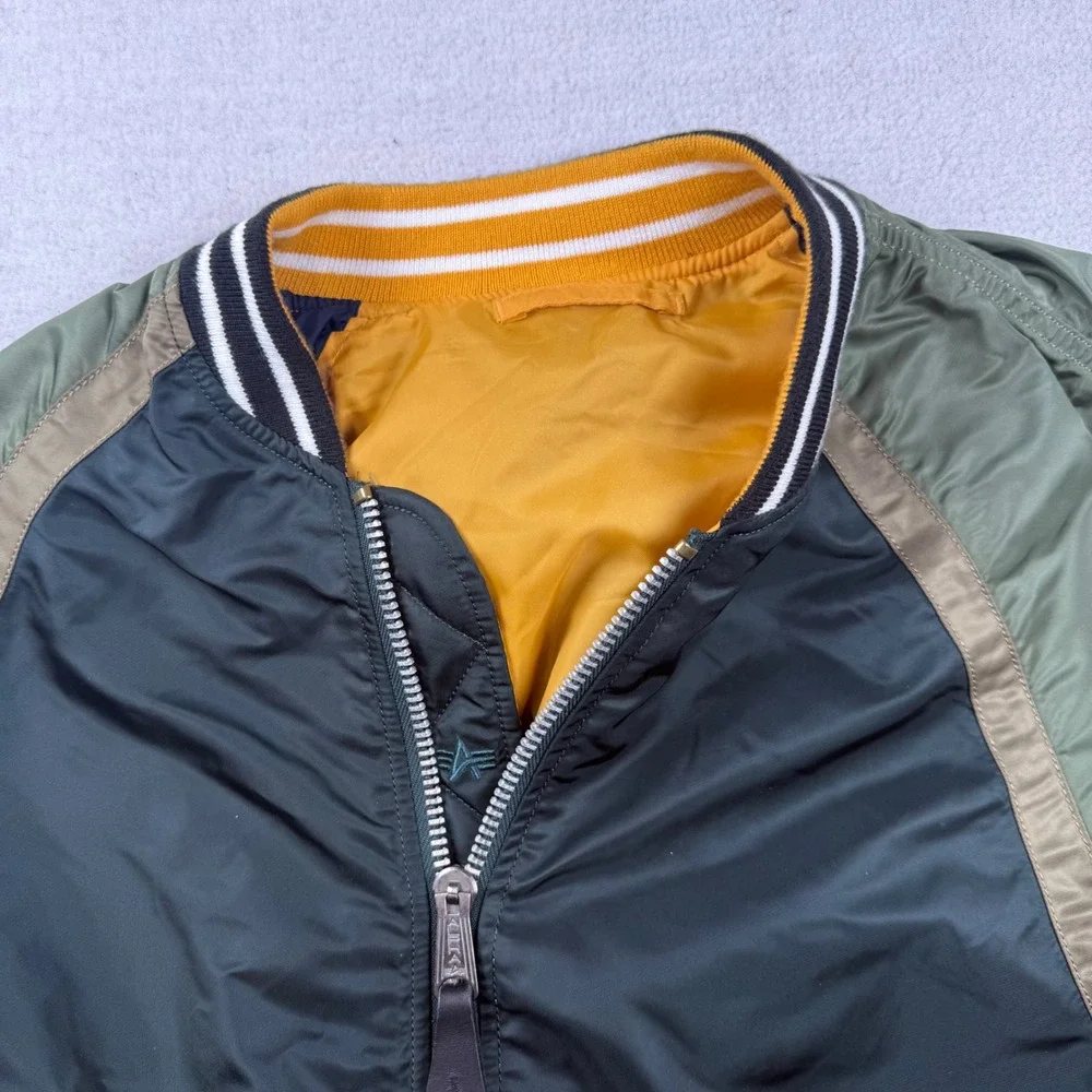 Alpha Industries MA-1 Bomber Flight Jacket XL Green Ruched Reversible Varsity
